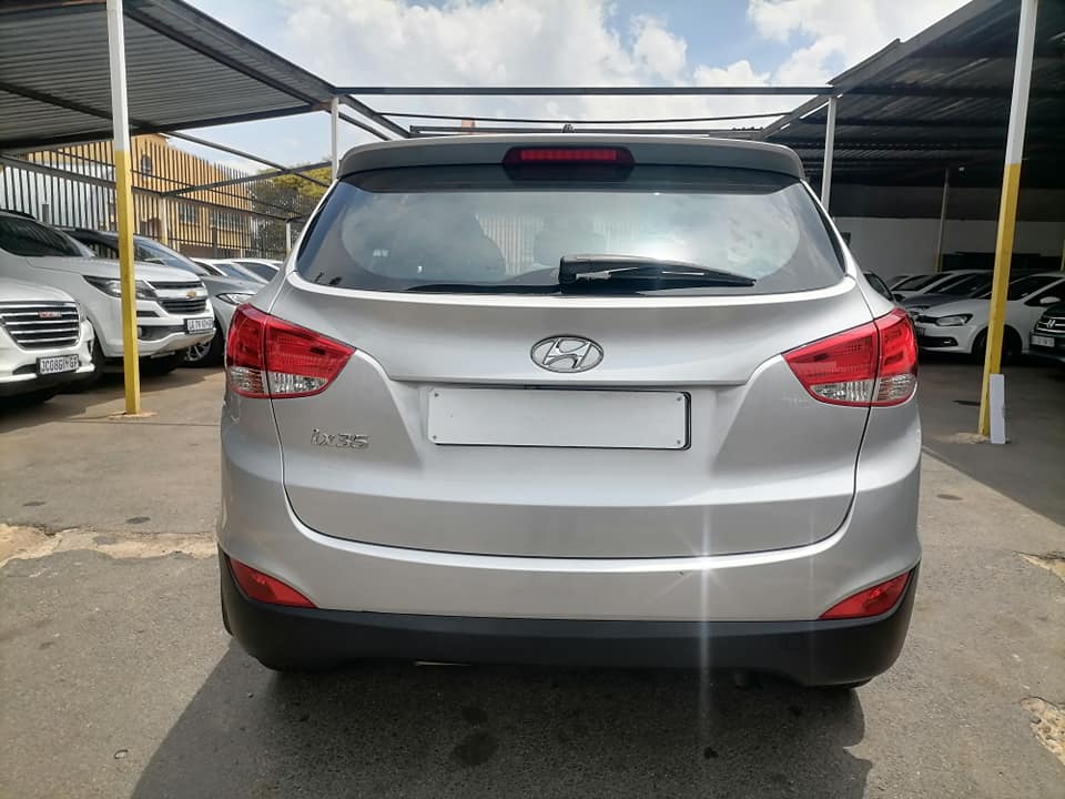 2015 Hyundai iX35 2.0 Manual with a Reserves camera