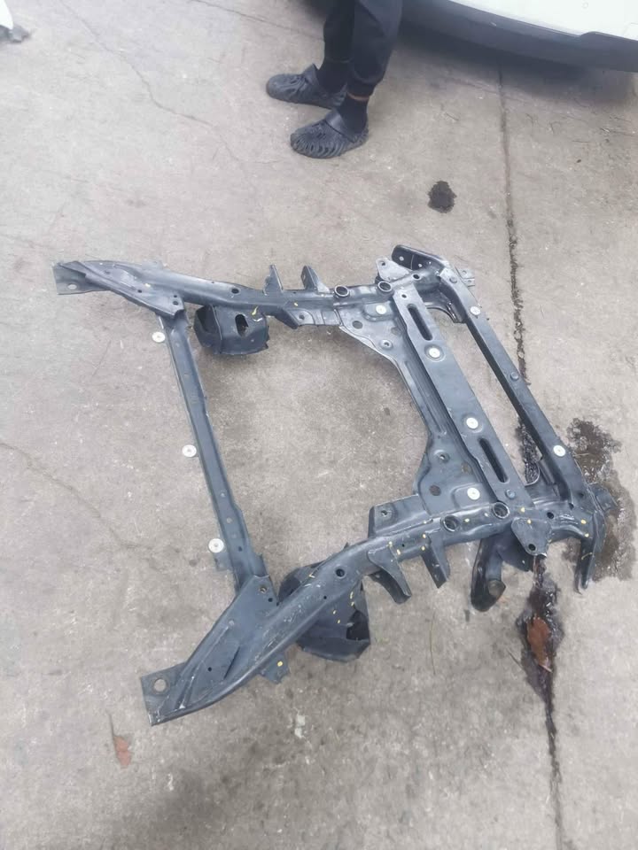 BMW F15 subframe - Private Seller BMW F15 subframe - Private Seller