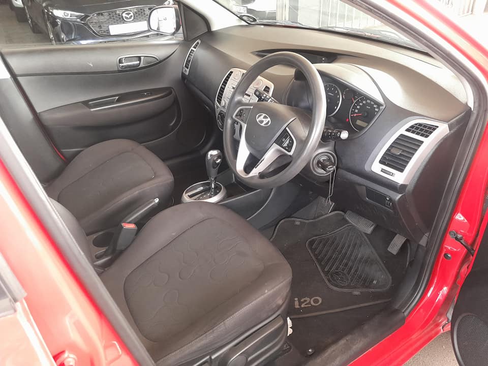 2011 HYUNDAI i20 1.4 AUTOMATIC