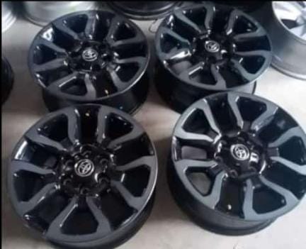 18 inch Toyota Legend 50 Rs original mags set - Private Seller 18 inch Toyota Legend 50 Rs original mags set - Private Seller