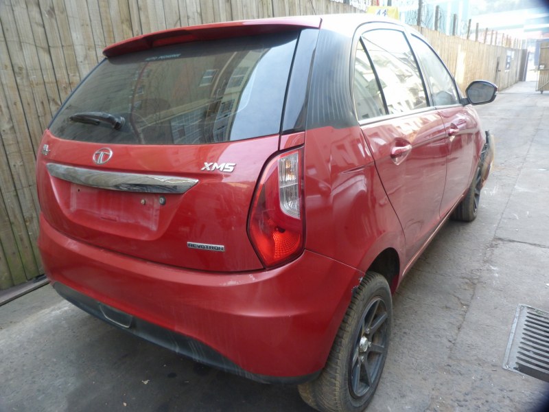Tata Bolt 1.4 Hatchback Manual Red - 2016 STRIPPING FOR SPARES. - Private Seller