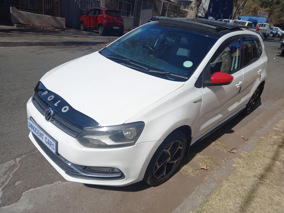 2012 VW POLO 6 HATCHBACK 1.4 ENGINE PETROL, MANUAL, WHITE COLOR,