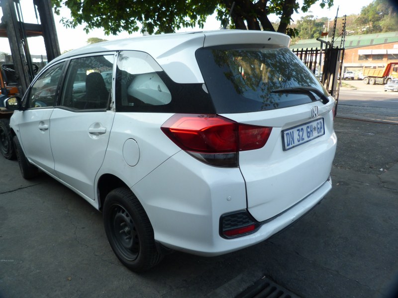 Honda Mobilio 1.5 Comfort CVT AT White - 2015 STRIPPING FOR SPARES - Private Seller Honda Mobilio 1.5 Comfort CVT AT White - 2015 STRIPPING FOR SPARES - Private Seller