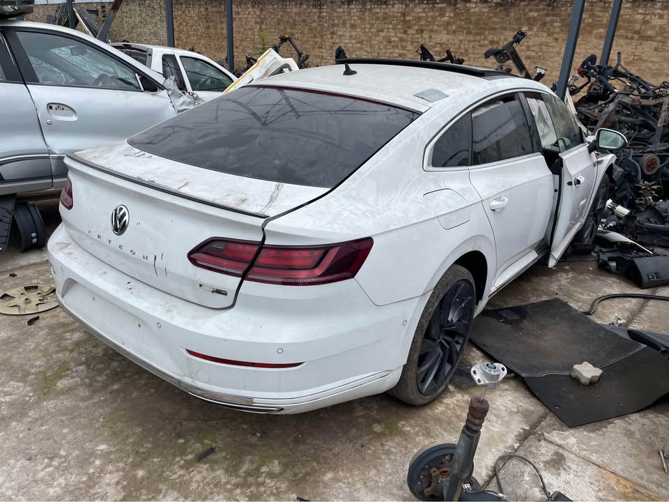 Vw Arteon stripping for spares