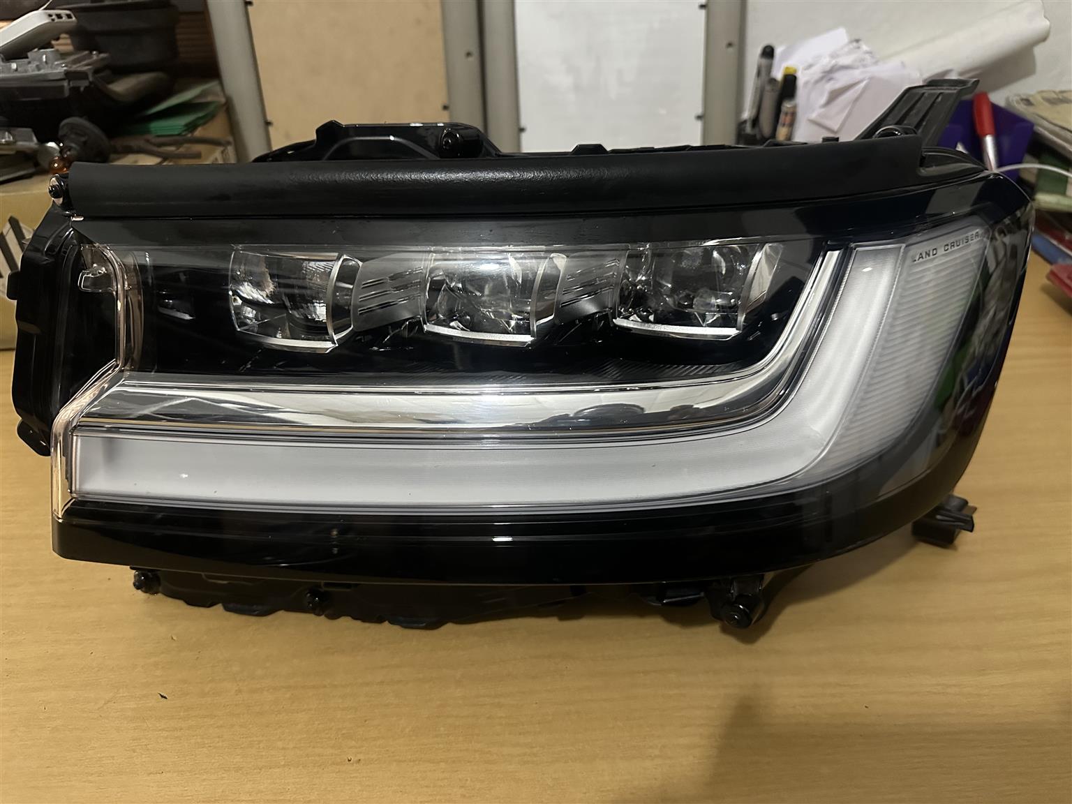 Toyota Land Cruiser Lc300 Headlight - Private Seller Toyota Land Cruiser Lc300 Headlight - Private Seller