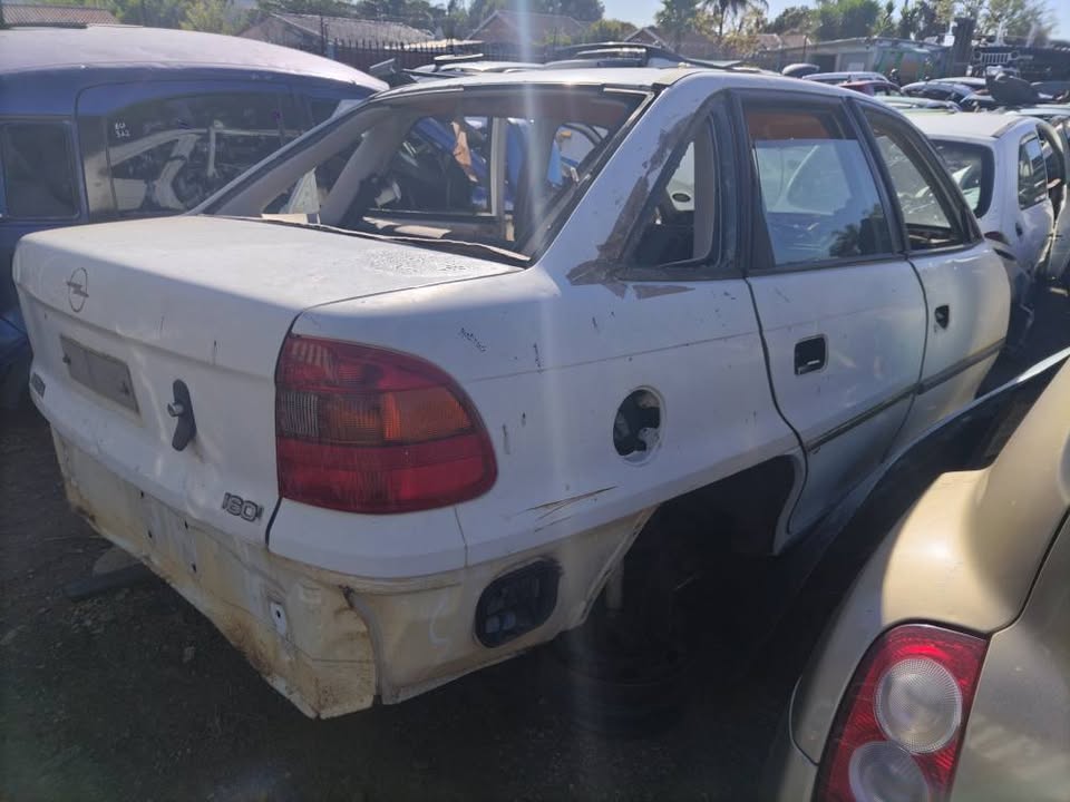 Opel astra stripping for spares - Private Seller
