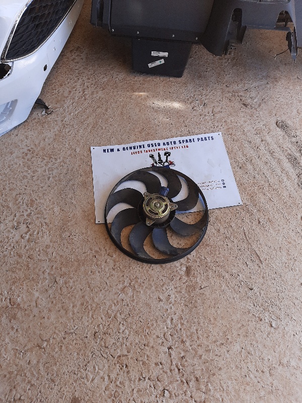 Renault Radiator fan - Private Seller Renault Radiator fan - Private Seller