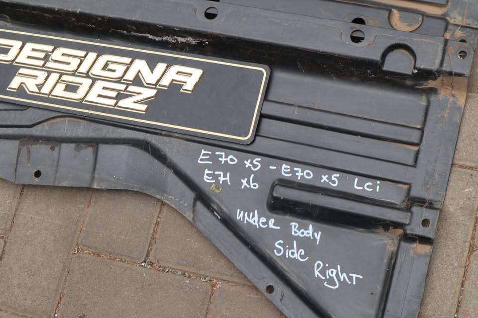 BMW E70/E71 BODY UNDER SIDE COVERS - Private Seller BMW E70/E71 BODY UNDER SIDE COVERS - Private Seller