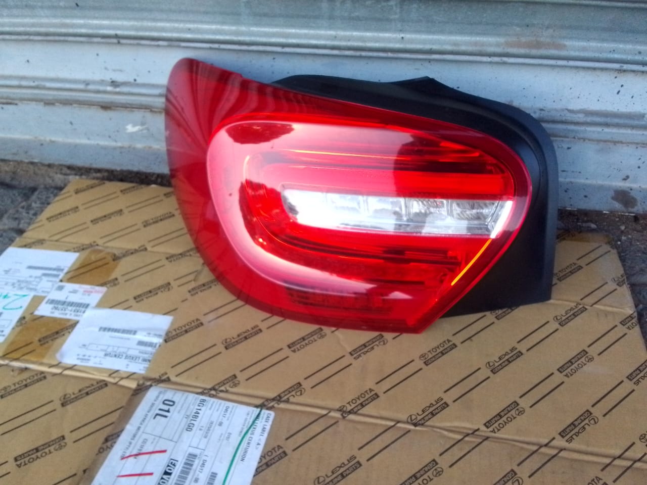 (2013-2016) MERCEDES GLA LHS LED REAR TAILIGHT FOR SALE
