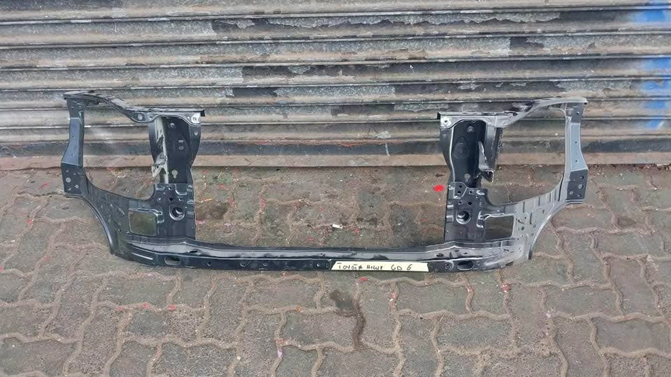 Toyota Hilux GD6 cradle - Private Seller Toyota Hilux GD6 cradle - Private Seller