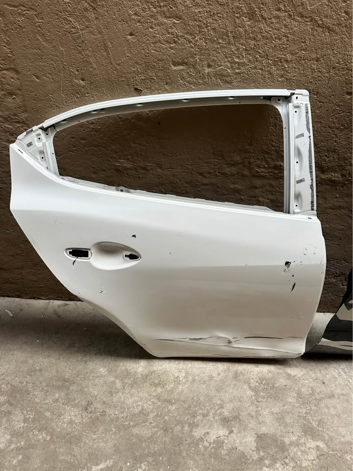 2014 to 2018 Mazda 3 Sedan Rear Right Passenger Door OEM B45a72010 - Private Seller 2014 to 2018 Mazda 3 Sedan Rear Right Passenger Door OEM B45a72010 - Private Seller