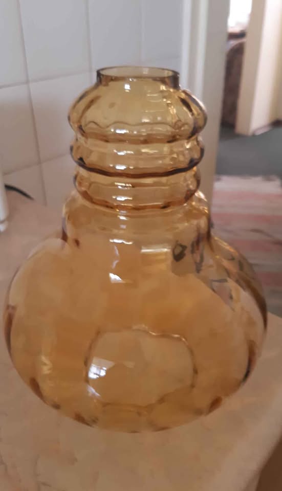 Beautiful antique Amber oil lampshade.