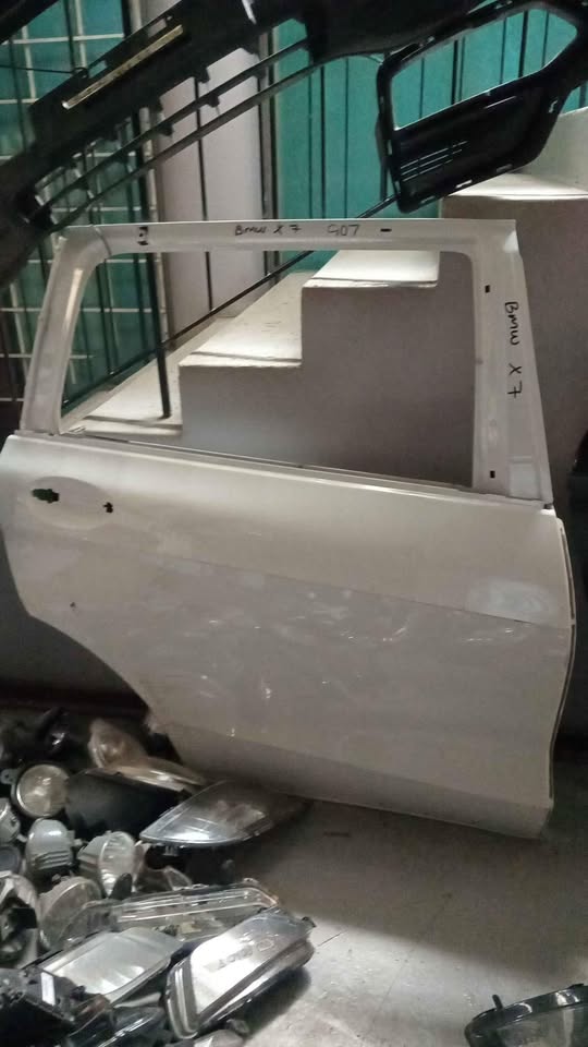 BMW G07 X7 door for sell In good condition - Private Seller