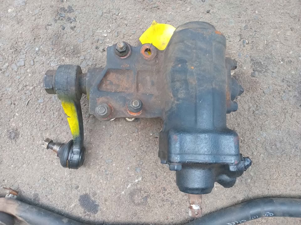 Ford ranger Wl 2.5 steering box and bars for sale - Private Seller Ford ranger Wl 2.5 steering box and bars for sale - Private Seller