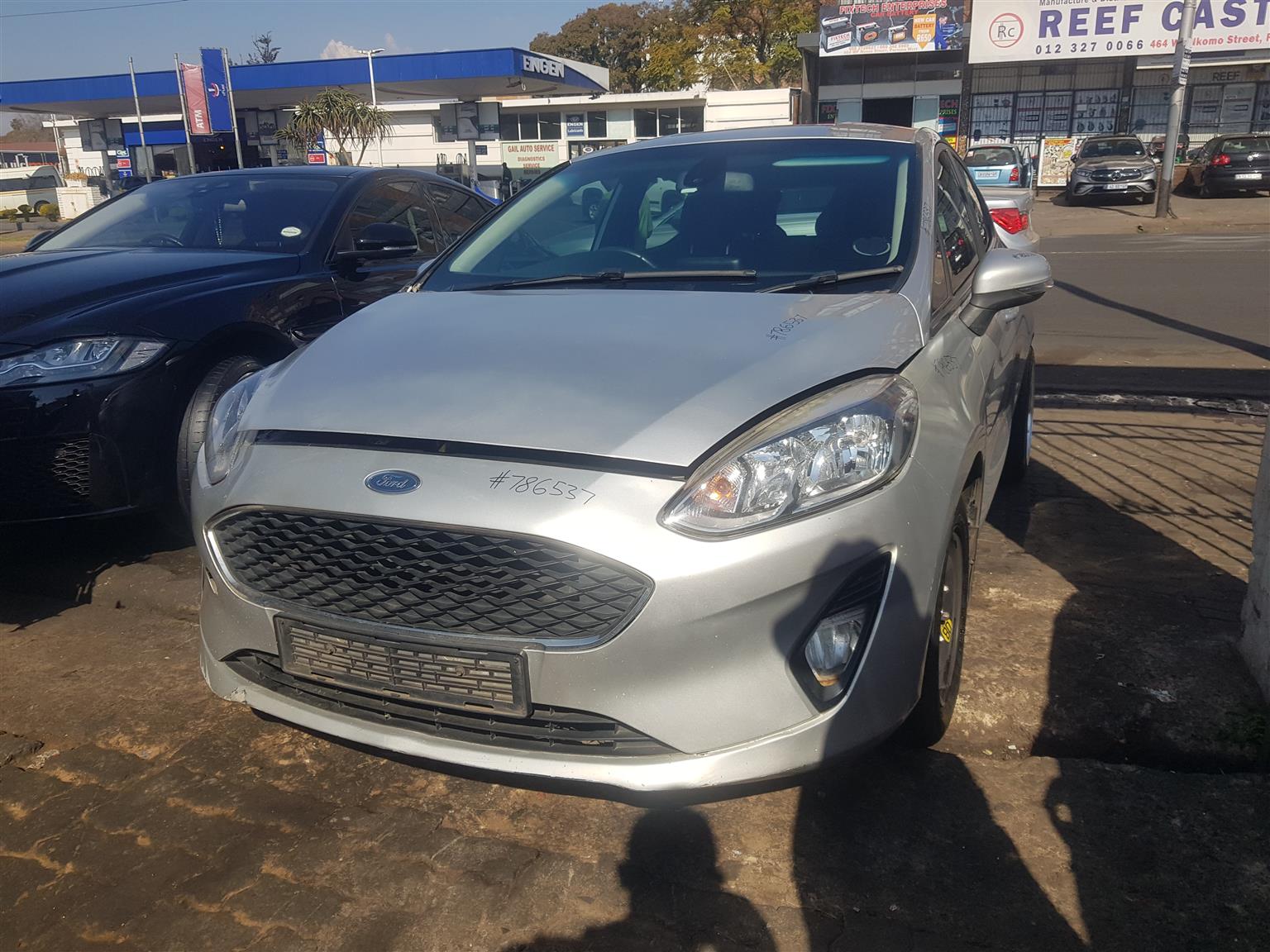 fortd fiesta new complete stripping for spares - Private Seller