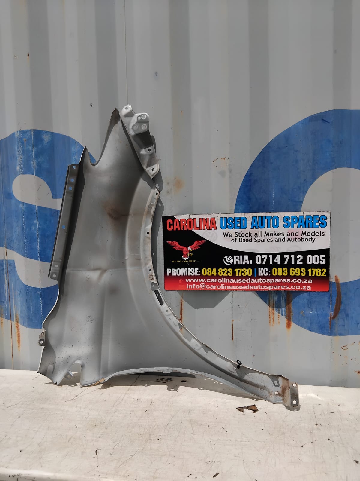 Toyota Rav4 left side fender (2013-2018) - Private Seller Toyota Rav4 left side fender (2013-2018) - Private Seller