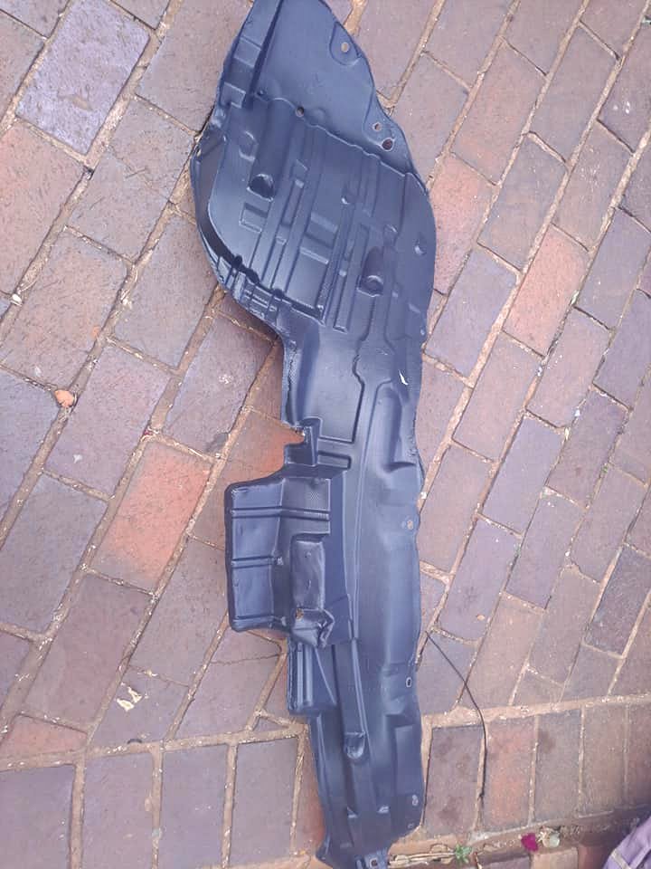 Toyota Avanza fender liner - Private Seller Toyota Avanza fender liner - Private Seller