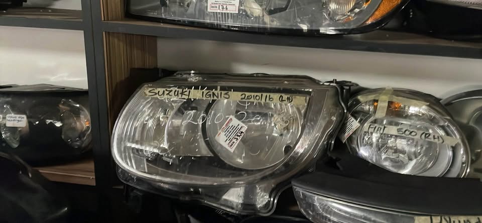 Suzuki Ignis 2010-2016 headlight left side - Private Seller Suzuki Ignis 2010-2016 headlight left side - Private Seller
