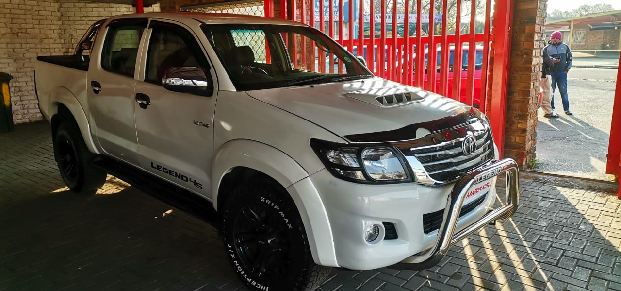 2013 TOYOTA HILUX LEGEND 45 3.0 LITERS D4D