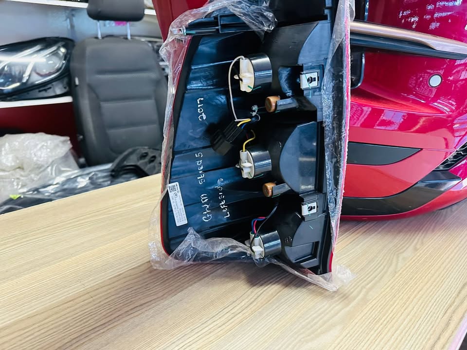 2018 GWM STEED 5 TAILLIGHT AVAILABLE FOR SALE - Private Seller
