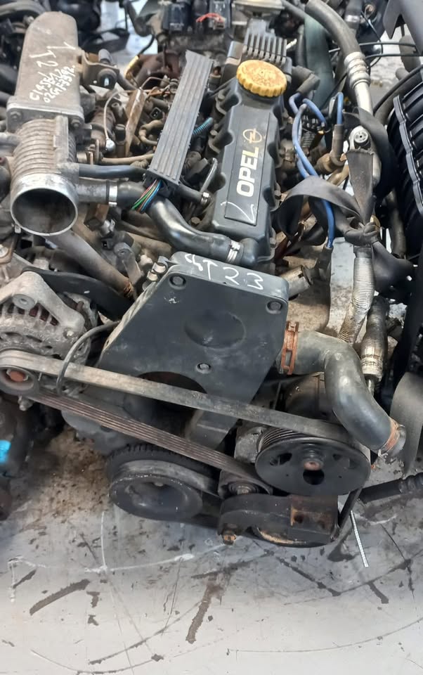 Opel Astra / Corsa 1.4 8v Petrol Engine (C14SE) - Private Seller Opel Astra / Corsa 1.4 8v Petrol Engine (C14SE) - Private Seller
