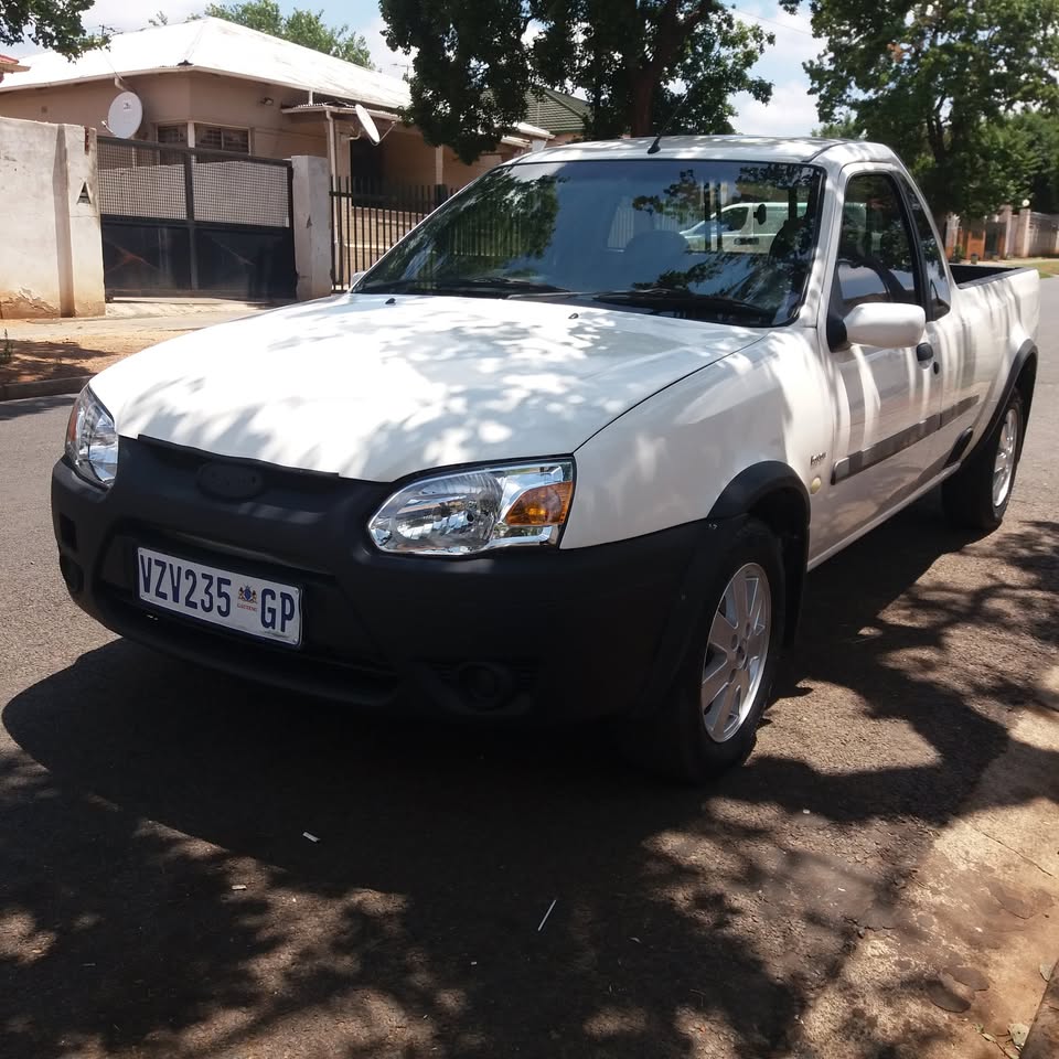 2008 FORD BANTAM Call LEON