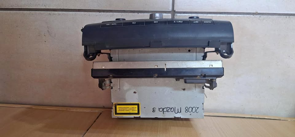 2008 Mazda 3 radio available - Private Seller 2008 Mazda 3 radio available - Private Seller