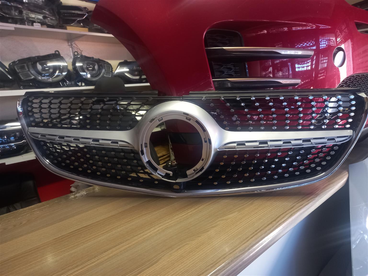 2021 MERCEDES-BENZ W447 V-CLASS MAIN GRILL - Private Seller 2021 MERCEDES-BENZ W447 V-CLASS MAIN GRILL - Private Seller