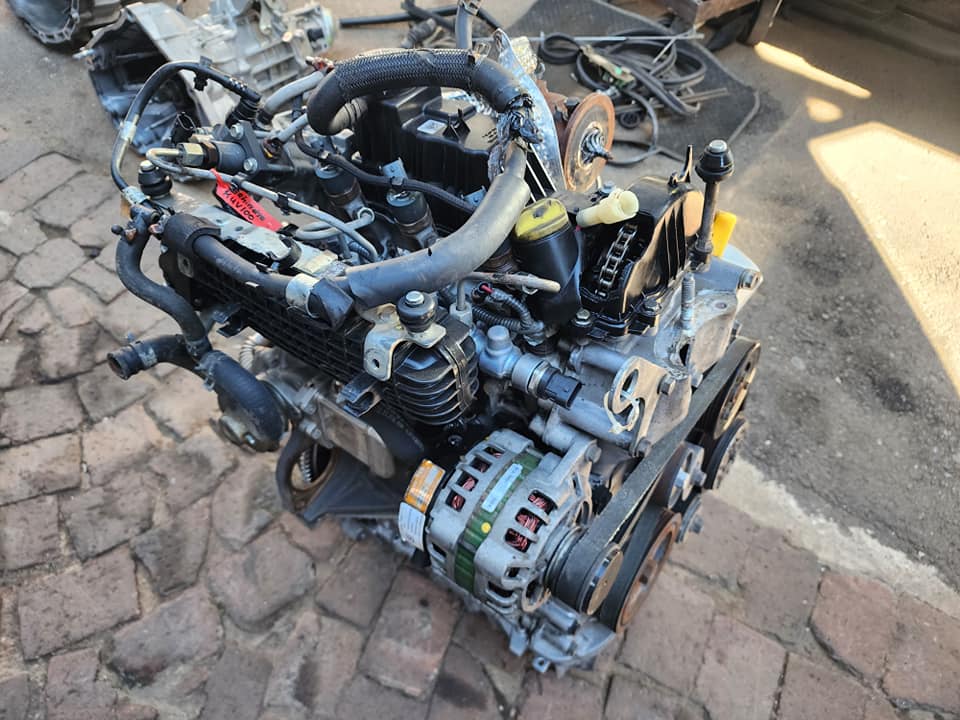 Mahindra KUV100 1.2TD K8 Engine For Sale Good Condition - Private Seller