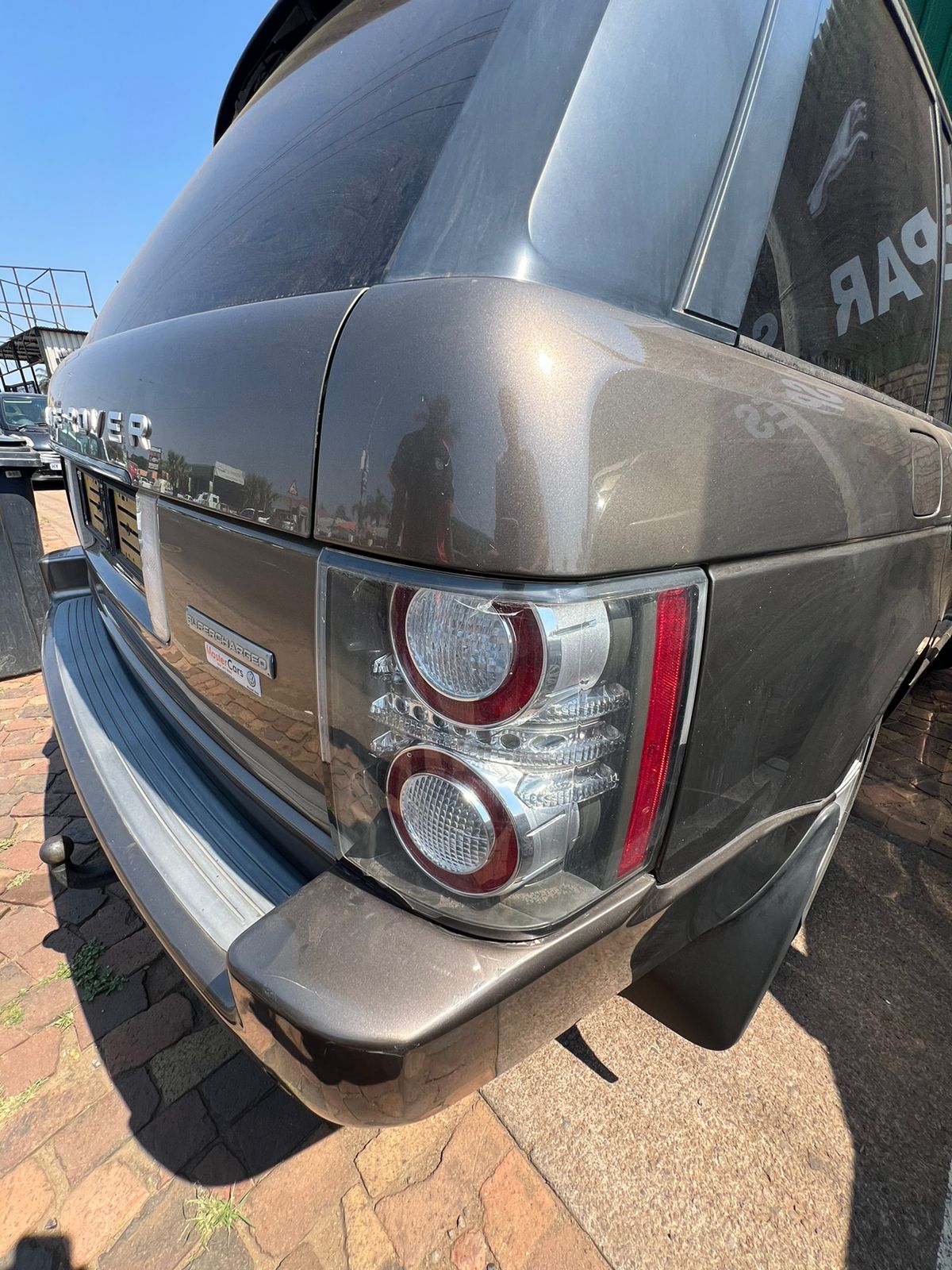 2013 Range Rover Vogue 5.0l V8 S/C Tail light for sale