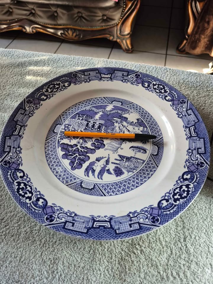 Vintage Blue Willow Creamer and large plat