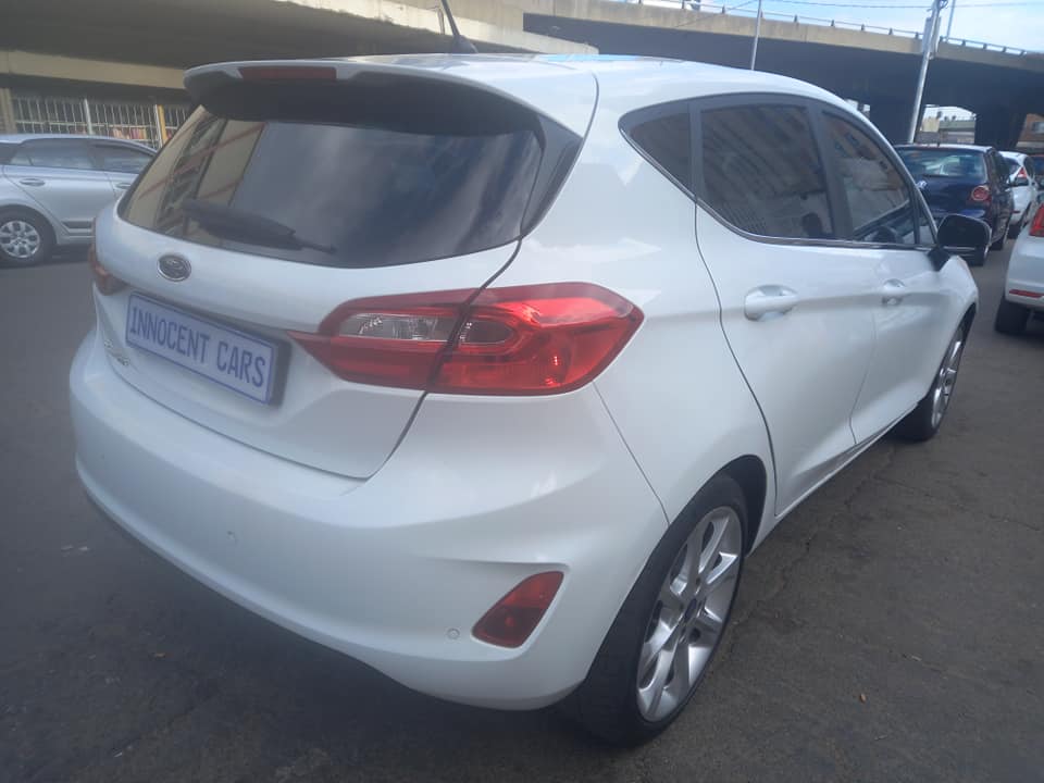 2021 FORD FIESTA 1.0 PETROL, TITANIUM, AUTOMATIC, WHITE COLOUR, 25000KM