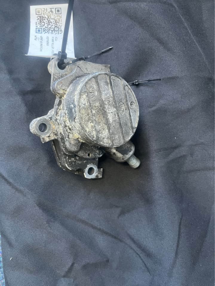 ALH/ AHF VACUUM PUMP 1.9 GOLF JETTA MK4 TDI