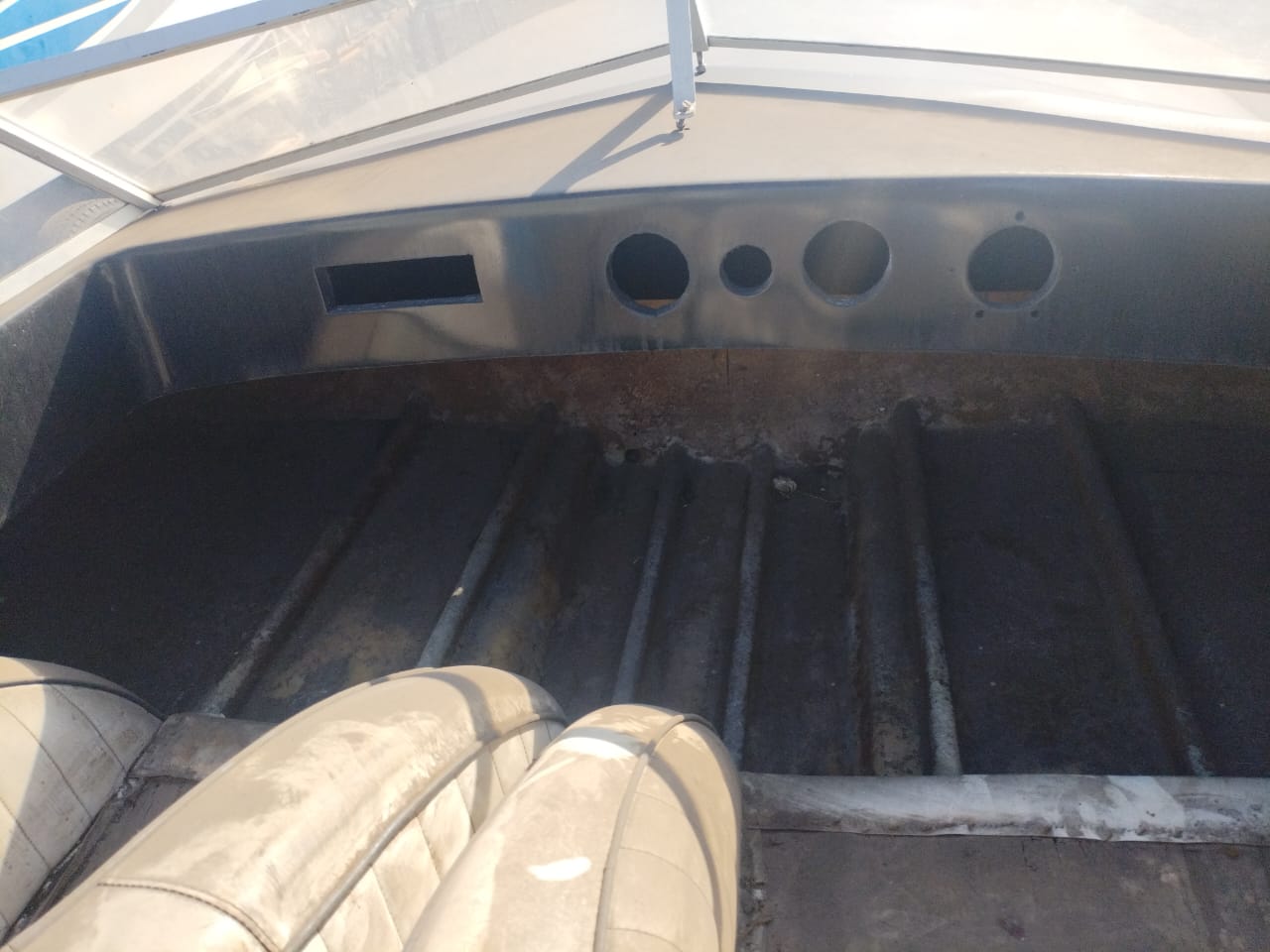19ft PROJECT BOAT FOR SALE