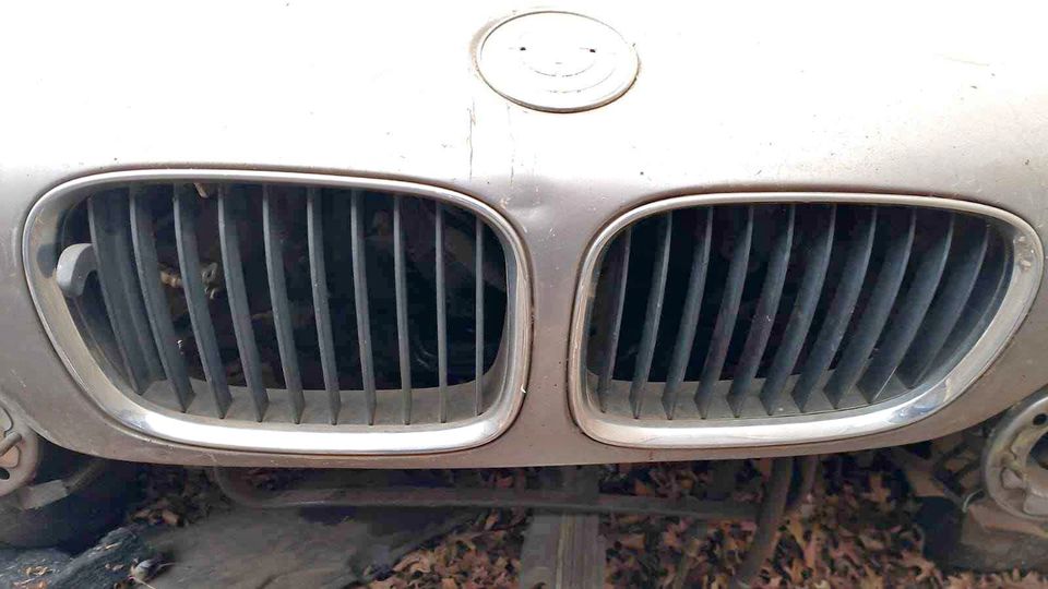 BMW 528i E39 m52 grille For Sale - Private Seller BMW 528i E39 m52 grille For Sale - Private Seller