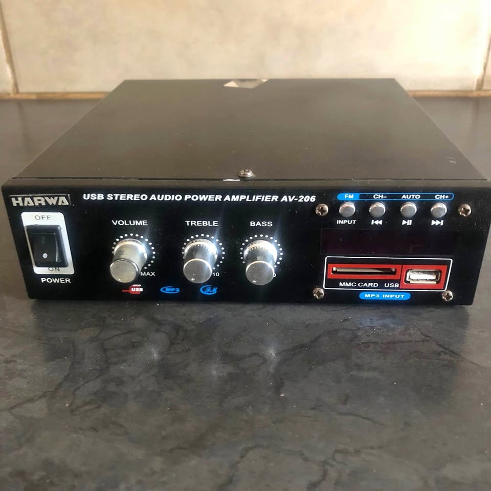 Harwa USB stereo audio power amplifier.