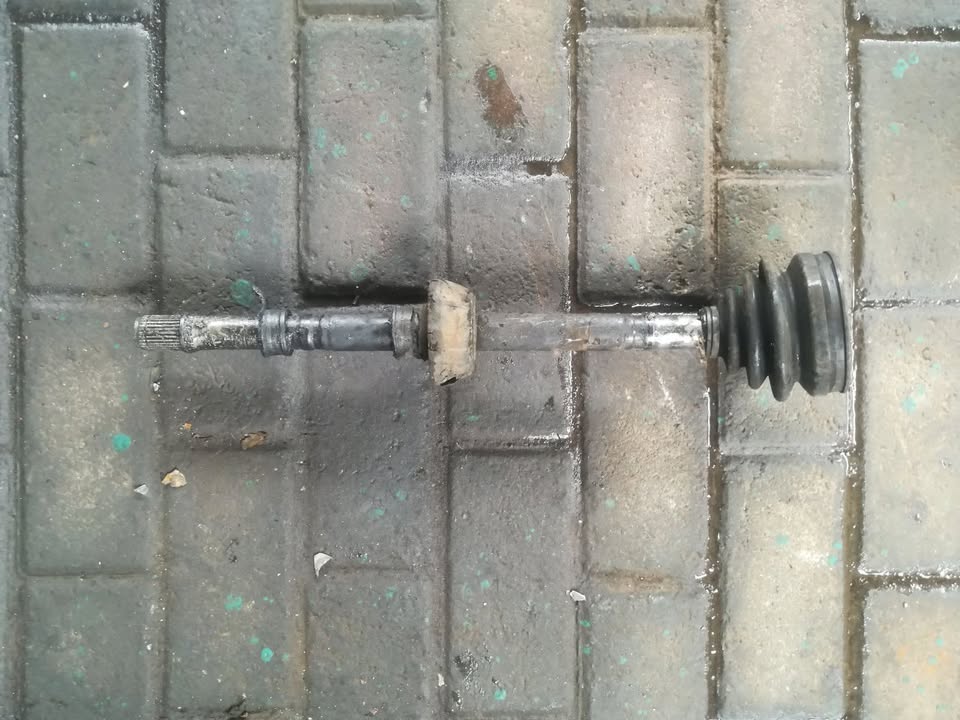 HONDA BALLADE DRIVE SHAFT FOR SALE - Private Seller HONDA BALLADE DRIVE SHAFT FOR SALE - Private Seller