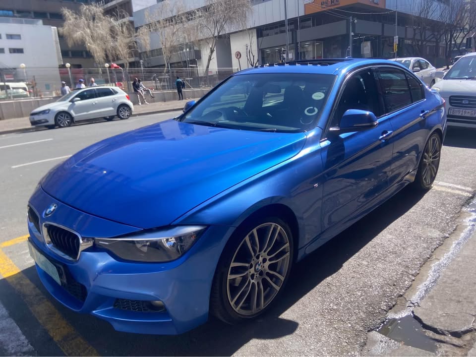 2014 BMW 320i 85000km