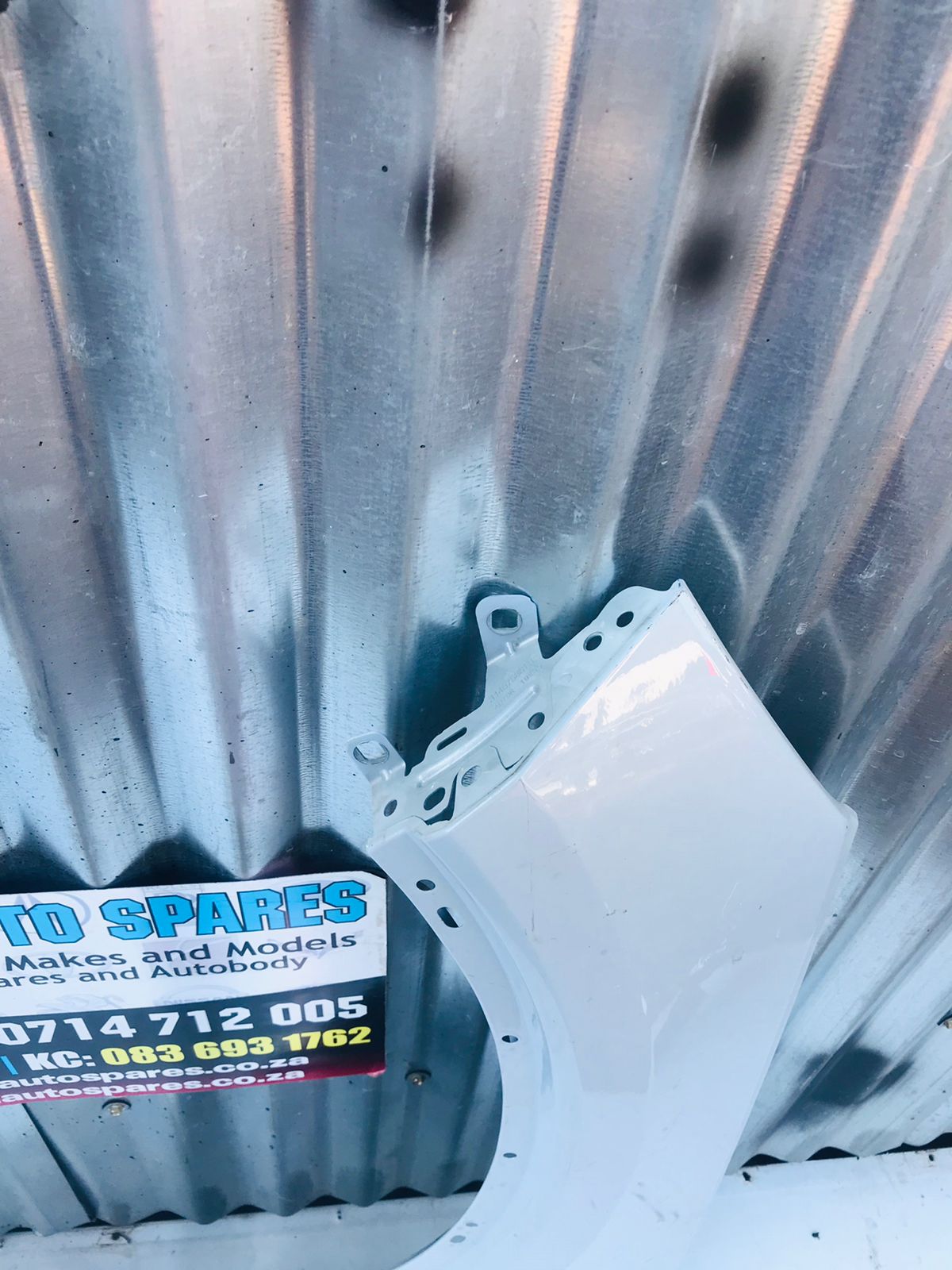 Volvo XC40 left front fender - Private Seller Volvo XC40 left front fender - Private Seller