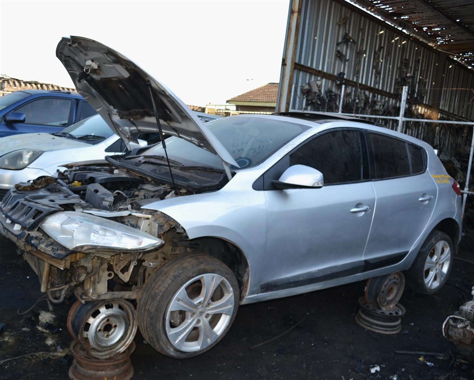 Renault Megane III 1.6 - Available for Spare Parts