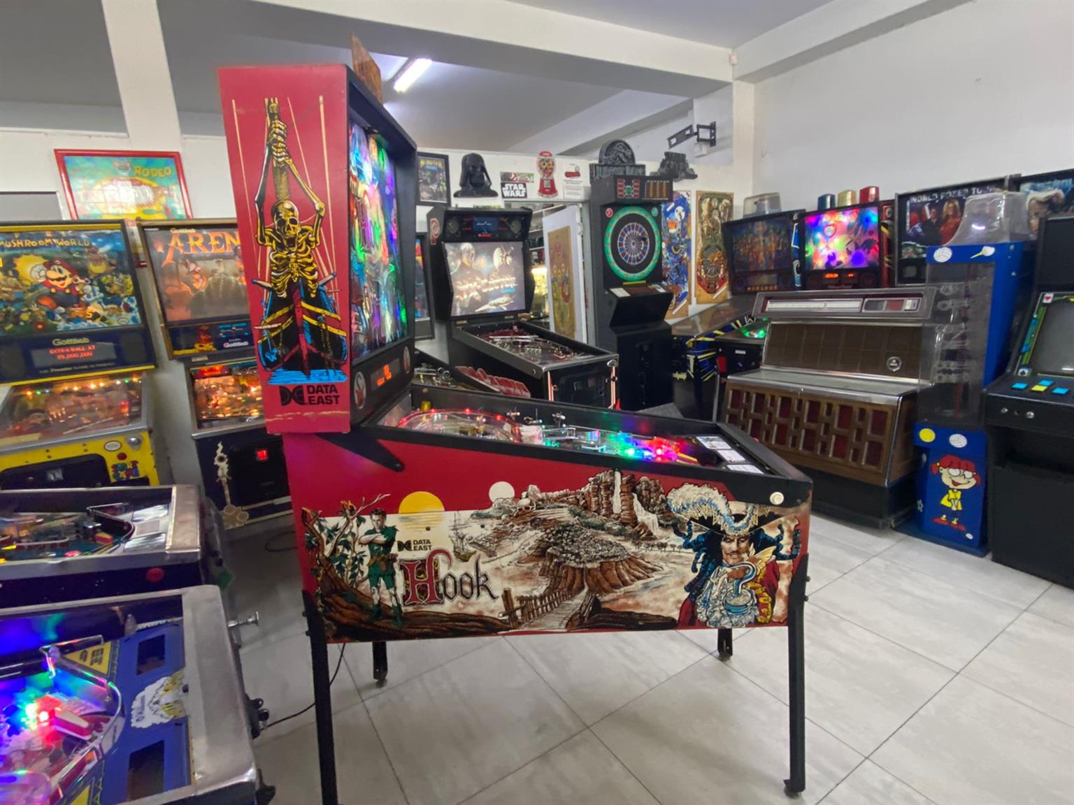 Hook pinball machine by DATA EAST , available for sale Hook pinball machine by DATA EAST , available for sale