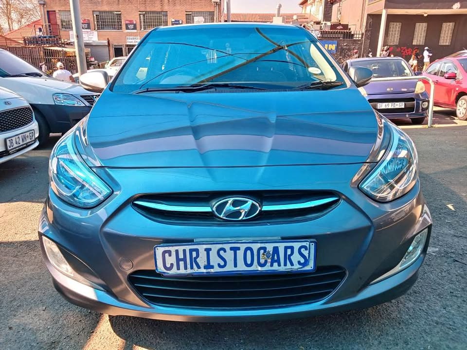 Used Hyundai Accent sedan 1.6 Fluid - Private Seller