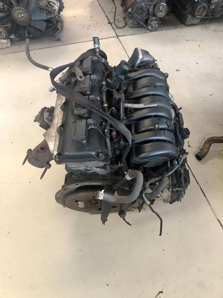 HEMI 5.7 V8 PETROL LS1 FOR SALE