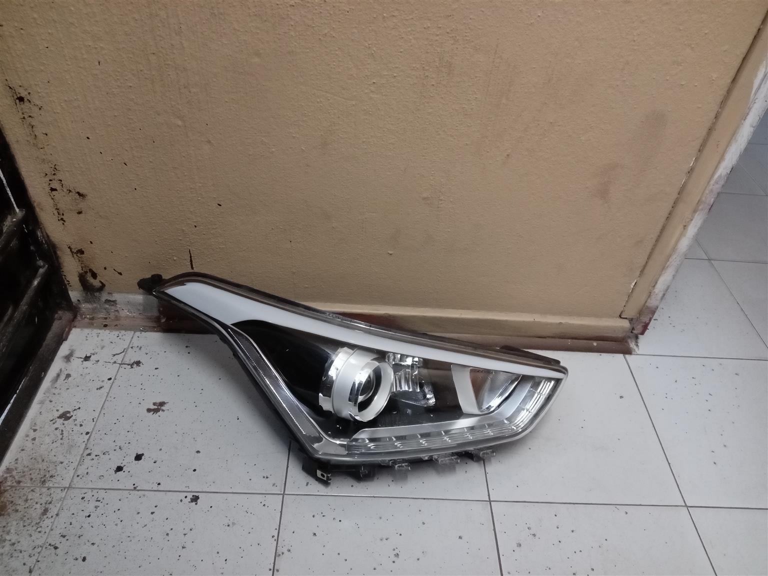 Hyundai Creta headlight - Private Seller