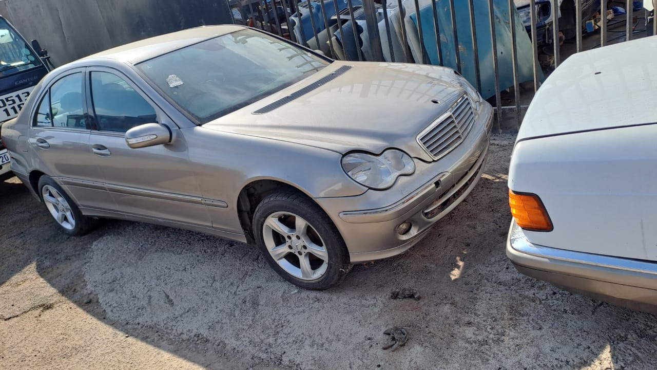 Mercedes Benz C Class W203 - Private Seller Mercedes Benz C Class W203 - Private Seller