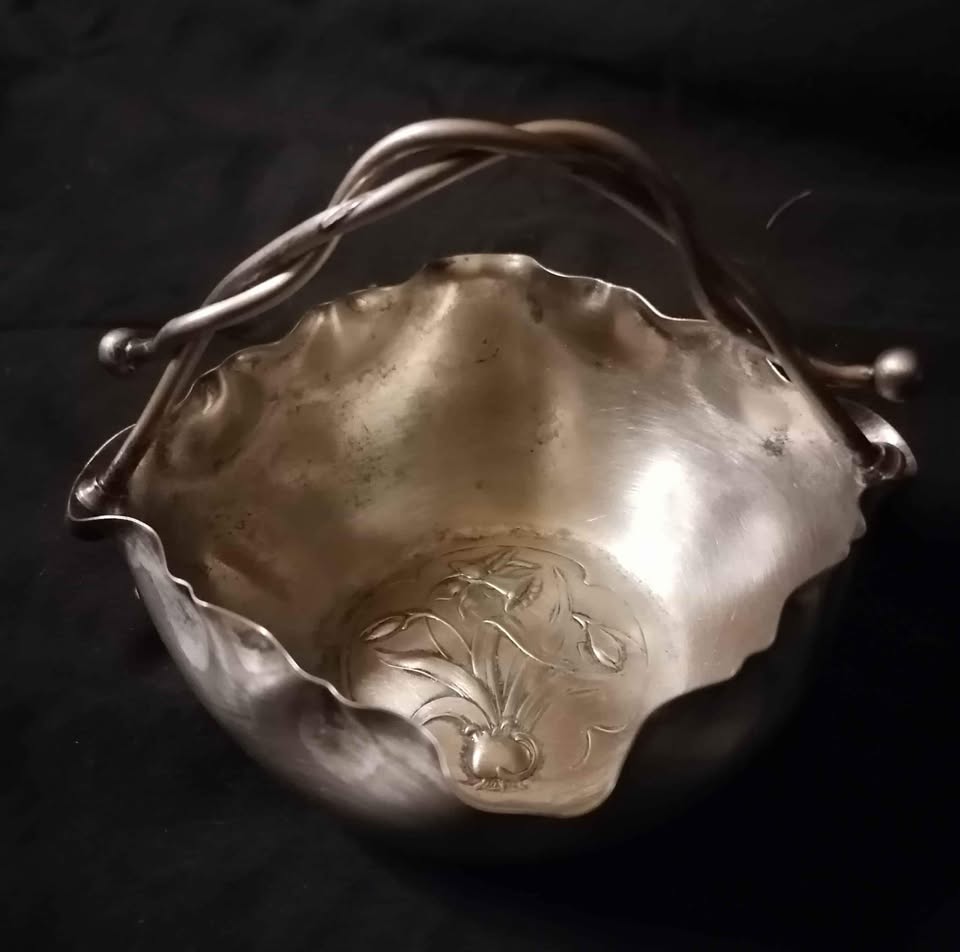 Antique art nouveau sugar candy bowl