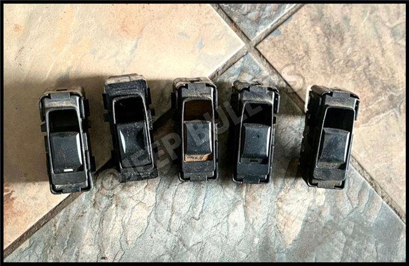Dodge Caliber And Jeep Compass Window Switches - Private Seller Dodge Caliber And Jeep Compass Window Switches - Private Seller