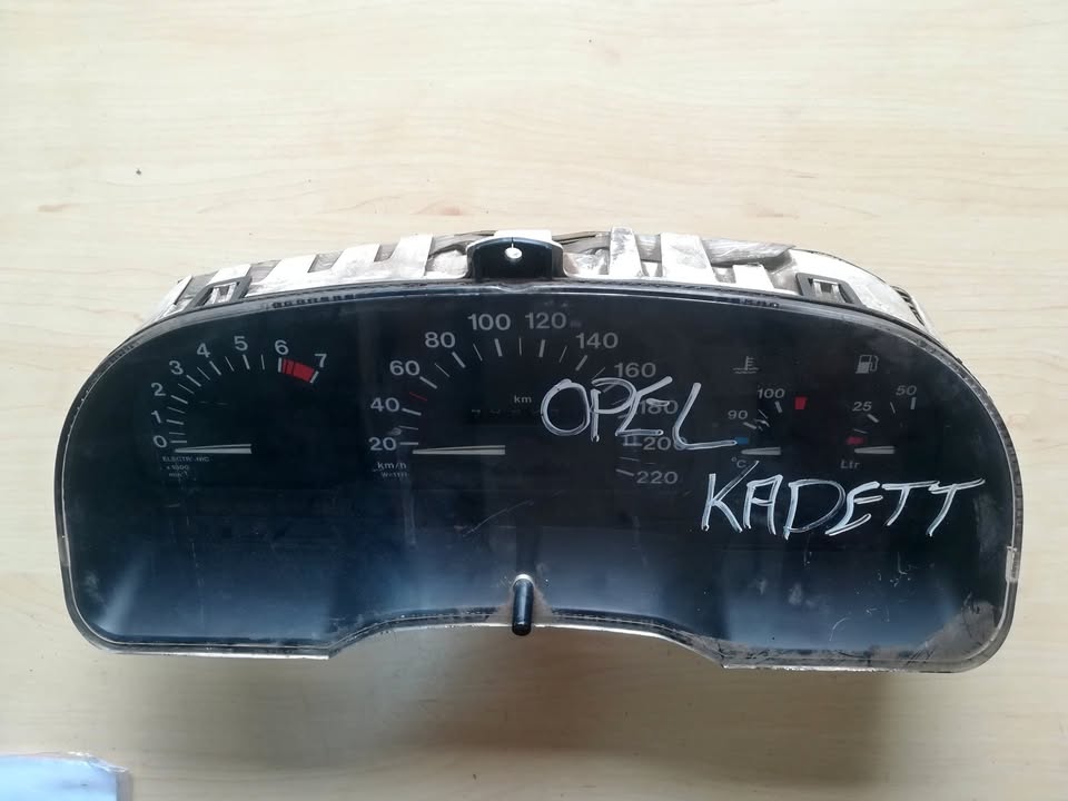 OPEL KADETT CLUSTER - Private Seller OPEL KADETT CLUSTER - Private Seller