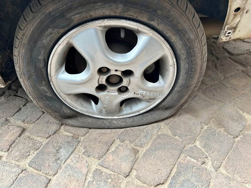 Opel Mag Wheels For Sale @Circle 7 Used Parts Call or WhatsApp - Private Seller