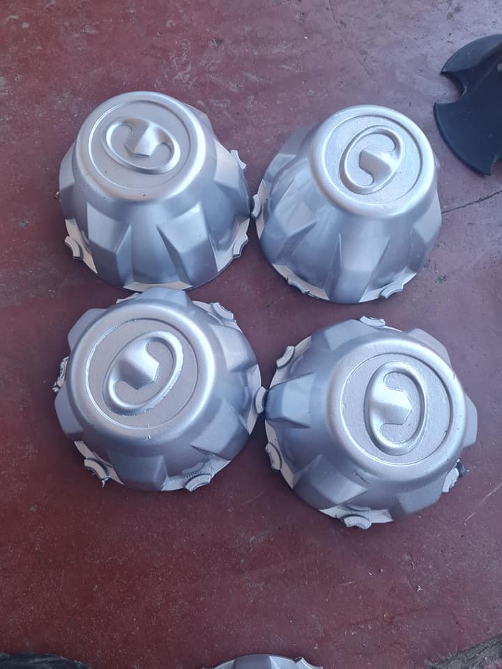 Gwm original centre caps for the steal rims - Private Seller